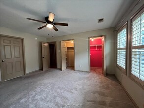 2914 Broadmoor Dr in Bryan, TX - Building Photo - Building Photo