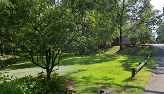 103 Ellery Ct, Unit 1 in Chestnut Hill, MA - Building Photo