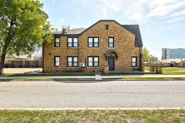 property at 701 NE 14th St