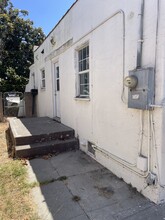 3903 Independence Ave in South Gate, CA - Foto de edificio - Building Photo