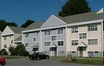 Bayside Terrace in Portland, ME - Foto de edificio - Building Photo