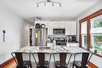 1012 Narragansett Blvd in Providence, RI - Building Photo - Building Photo