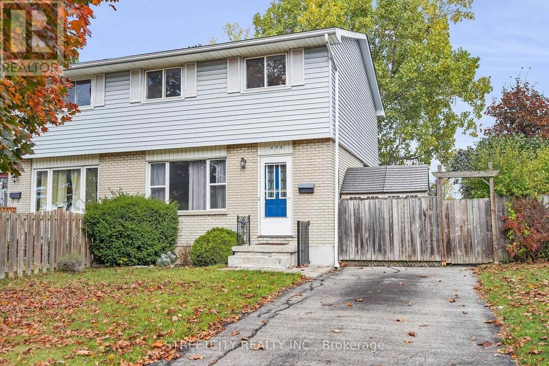 456 Alston Rd in London, ON - Building Photo