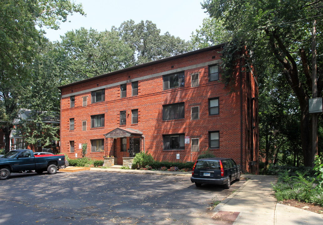 Garland Terrace Apartments in Takoma Park, MD - Foto de edificio