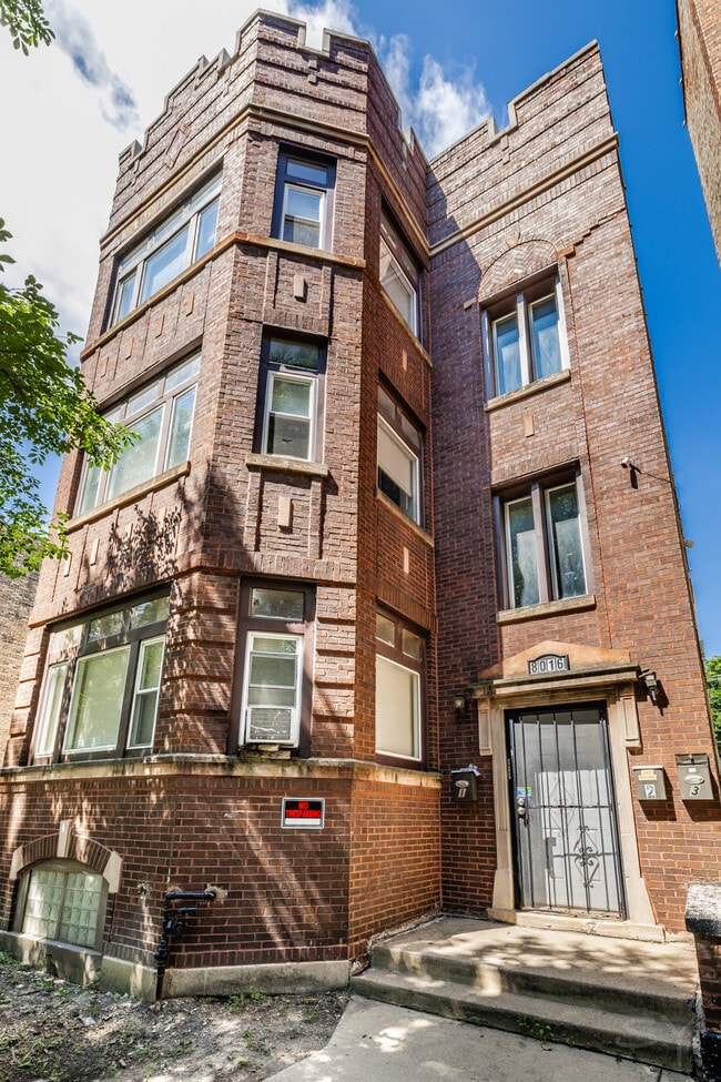 property at 8016 S Paulina St