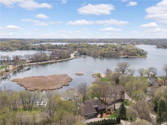 6301 Bayridge Rd in Mound, MN - Building Photo - Building Photo