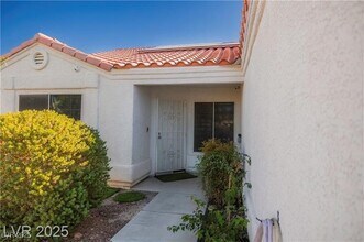 4720 Painted Hills St in North Las Vegas, NV - Building Photo - Building Photo