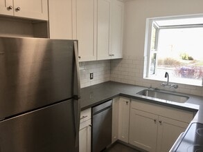 10709 Phinney Ave N in Seattle, WA - Building Photo - Building Photo