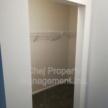 1179 Summerside Dr SW in Edmonton, AB - Building Photo - Building Photo