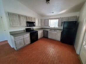 72 Camino de las Huertas in Placitas, NM - Building Photo - Building Photo