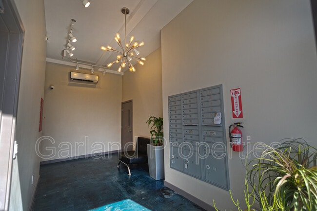 631 Campbell Ave SW in Roanoke, VA - Foto de edificio - Building Photo