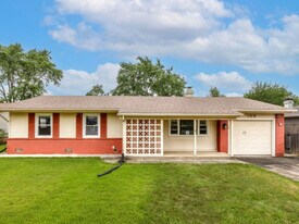 769 Penrith Ave in Elk Grove Village, IL - Building Photo