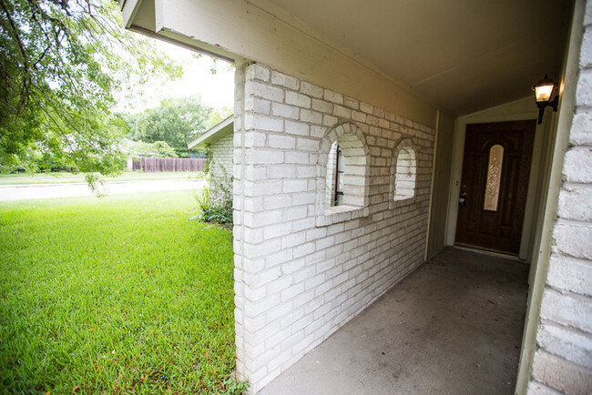 3926 Broken Elm Dr in Spring, TX - Building Photo - Building Photo