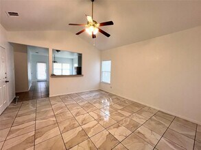 107 Provines Dr in Austin, TX - Building Photo - Building Photo