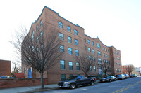 Oliver Plaza in Baltimore, MD - Building Photo - Building Photo