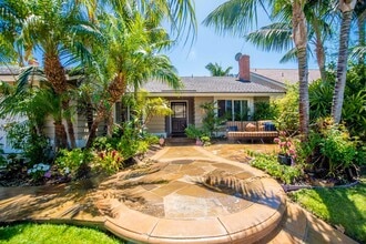 2780 Bluebird Cir in Costa Mesa, CA - Building Photo - Building Photo