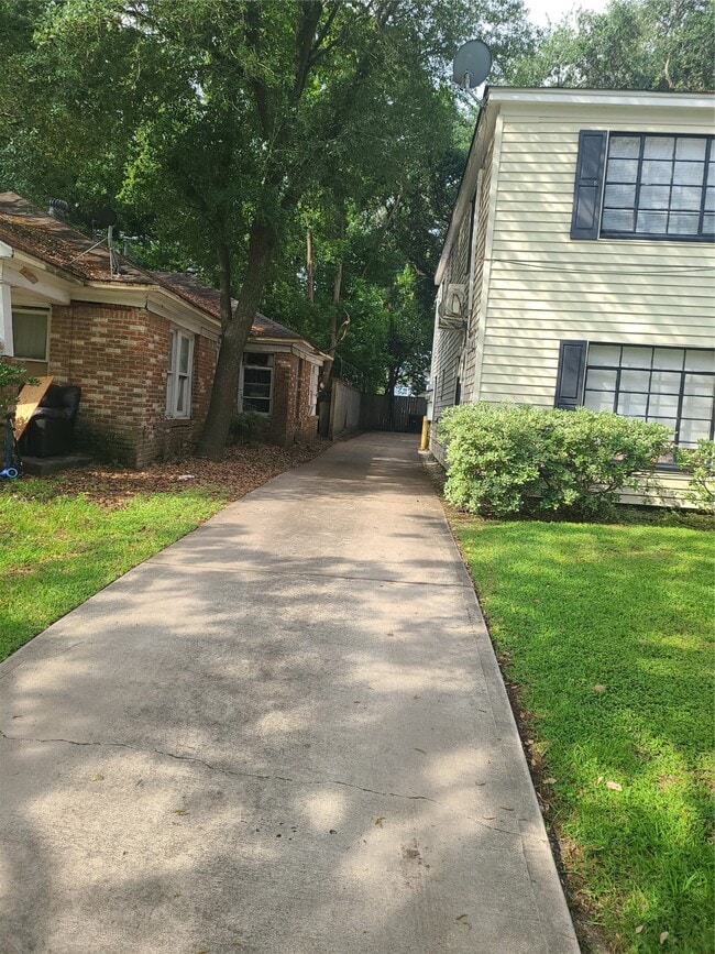1434 Lawson St in Houston, TX - Building Photo - Building Photo