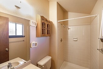 712 Stafford Ct in Alamogordo, NM - Building Photo - Building Photo
