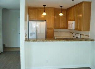 8219 Redlands St in Los Angeles, CA - Building Photo - Building Photo