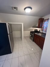 245 Littleton Ave, Unit 3rd Floor in Newark, NJ - Foto de edificio - Building Photo