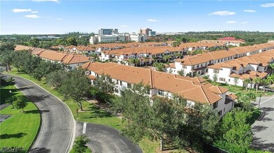15800 Portofino Springs Blvd in Ft. Myers, FL - Building Photo - Building Photo
