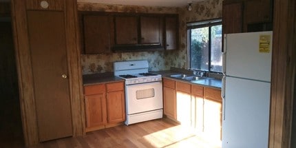 422 S Lillian-Unit -21 in Stephenville, TX - Building Photo - Building Photo