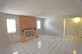 2808 W Orangewood Ave in Phoenix, AZ - Building Photo - Building Photo