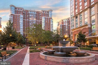 2151 Jamieson Ave, Unit 801 in Alexandria, VA - Building Photo - Building Photo