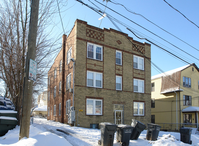 11-13 Arnold St in Hartford, CT - Foto de edificio - Building Photo