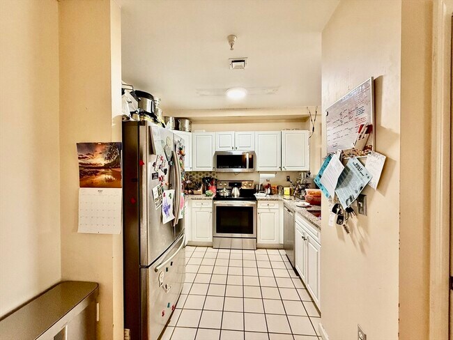 1 Cityview Ln in Quincy, MA - Building Photo - Building Photo