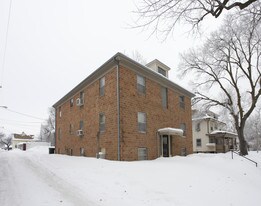 1515 S 11th St Apartamentos