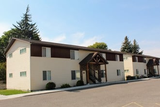 Willowbrook Apartments in Rexburg, ID - Foto de edificio - Building Photo