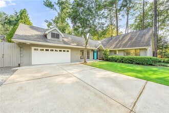 235 Hillside Dr NW in Atlanta, GA - Building Photo - Building Photo
