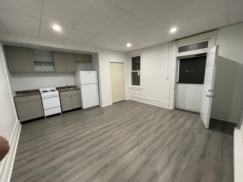 239 S 17th St in Camp Hill, PA - Building Photo