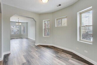 5938 S Indiana Ave in Chicago, IL - Building Photo - Building Photo