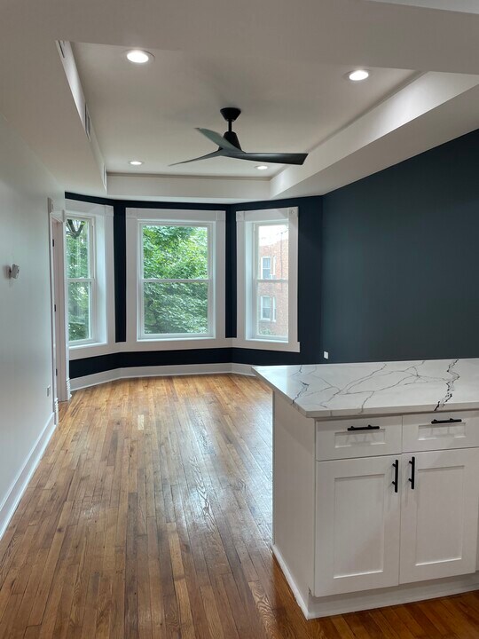 3316 W Flournoy St in Chicago, IL - Building Photo