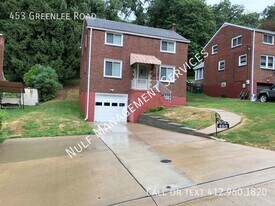 453 Greenlee Rd in Pittsburgh, PA - Building Photo
