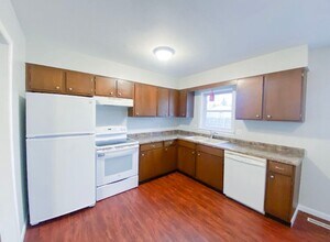 2110 Spain Dr in Manhattan, KS - Building Photo - Building Photo