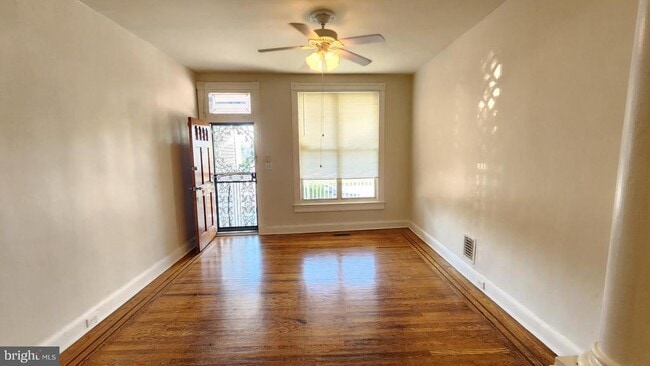 3216 W Belvedere Ave in Baltimore, MD - Building Photo - Building Photo