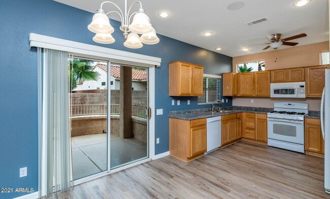 15413 W Domingo Ln in Sun City West, AZ - Building Photo - Building Photo