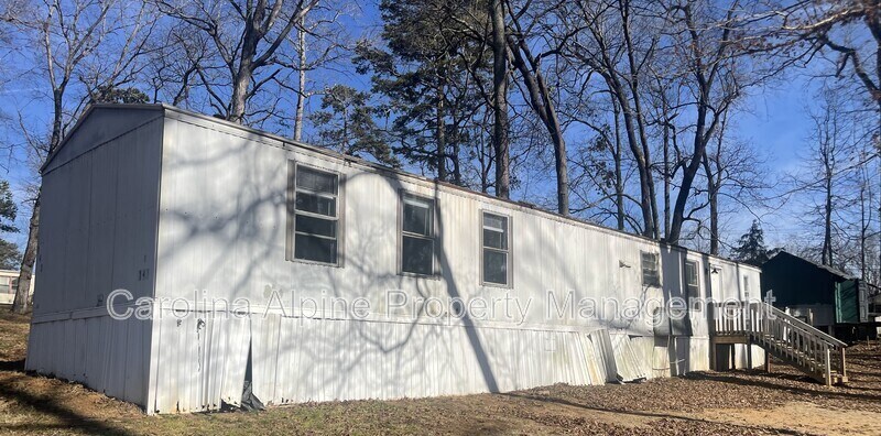 143 Bluebird Ln in Linwood, NC - Building Photo