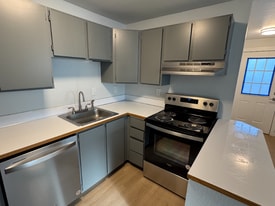 808 Main St, Unit Apt. 203 in Sultan, WA - Building Photo