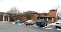 St. George On the Commons in Columbus, OH - Foto de edificio - Building Photo