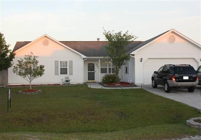 267 Parnell Rd in Hubert, NC - Building Photo