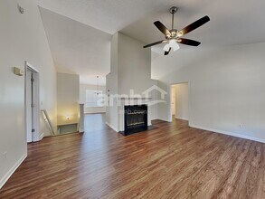 615 Asheby Woods Rd in Kernersville, NC - Building Photo - Building Photo