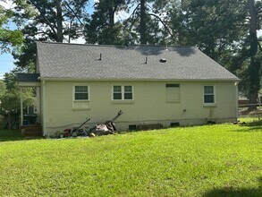 523 Hilltop Dr in Raleigh, NC - Building Photo - Building Photo
