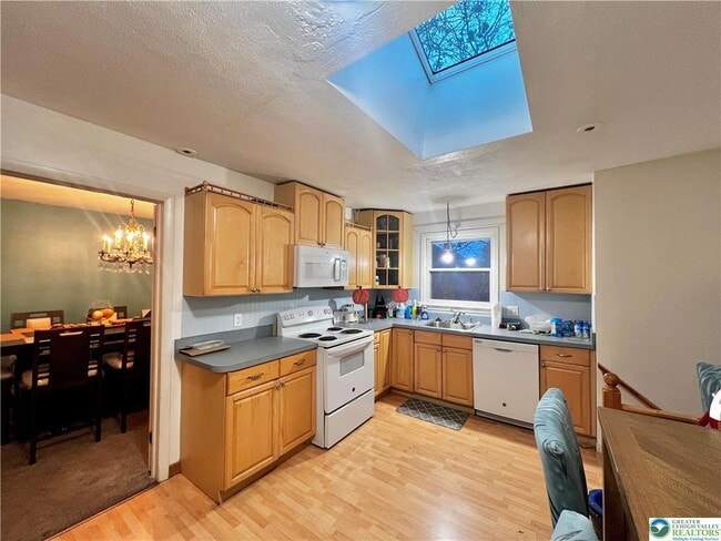 1160 Brentwood Ave in Bethlehem, PA - Building Photo - Building Photo