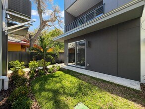 336 14th St N in St. Petersburg, FL - Building Photo - Building Photo