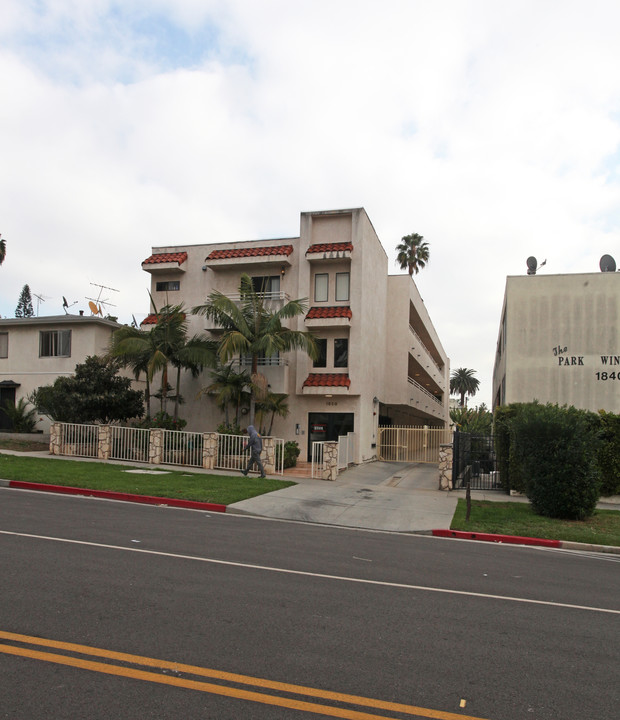 1850 Winona Blvd in Los Angeles, CA - Foto de edificio