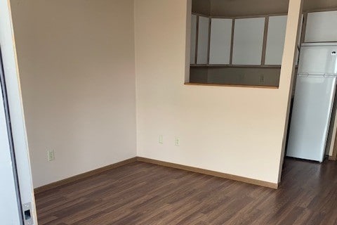 307 S 1st St, Unit 8 in Marshalltown, IA - Building Photo